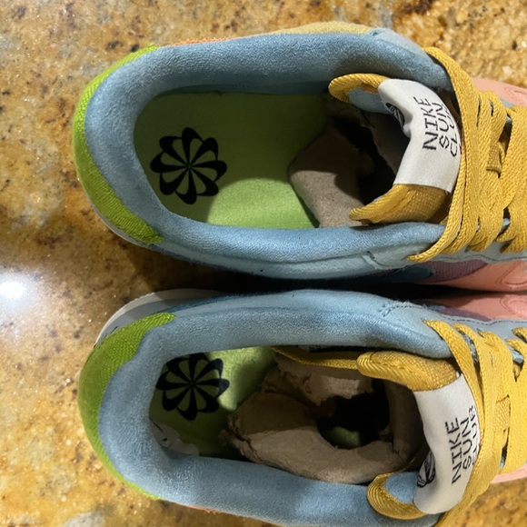 Nike Air Force 1 size 8 - Picture 5 of 9